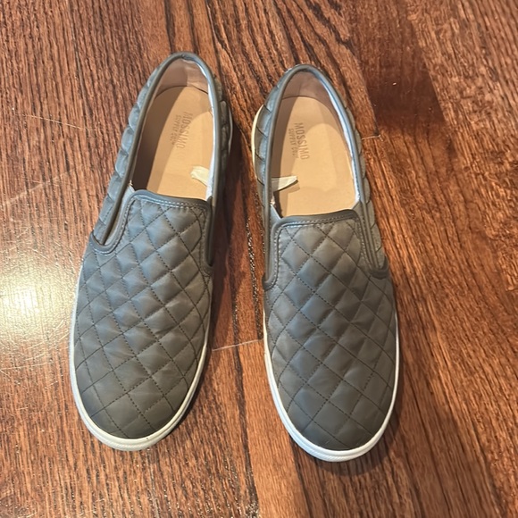 Green slide in shoes - Picture 3 of 3